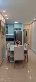 Apt 2 bed. 2 bath, 1 suite with balcony and overlooking the sea.