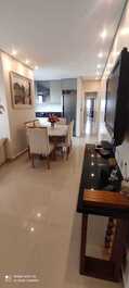 Apt 2 bed. 2 bath, 1 suite with balcony and overlooking the sea.