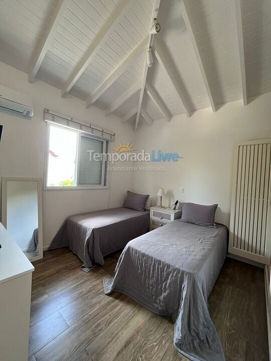 House for vacation rental in São Sebastião (Praia da Baleia)