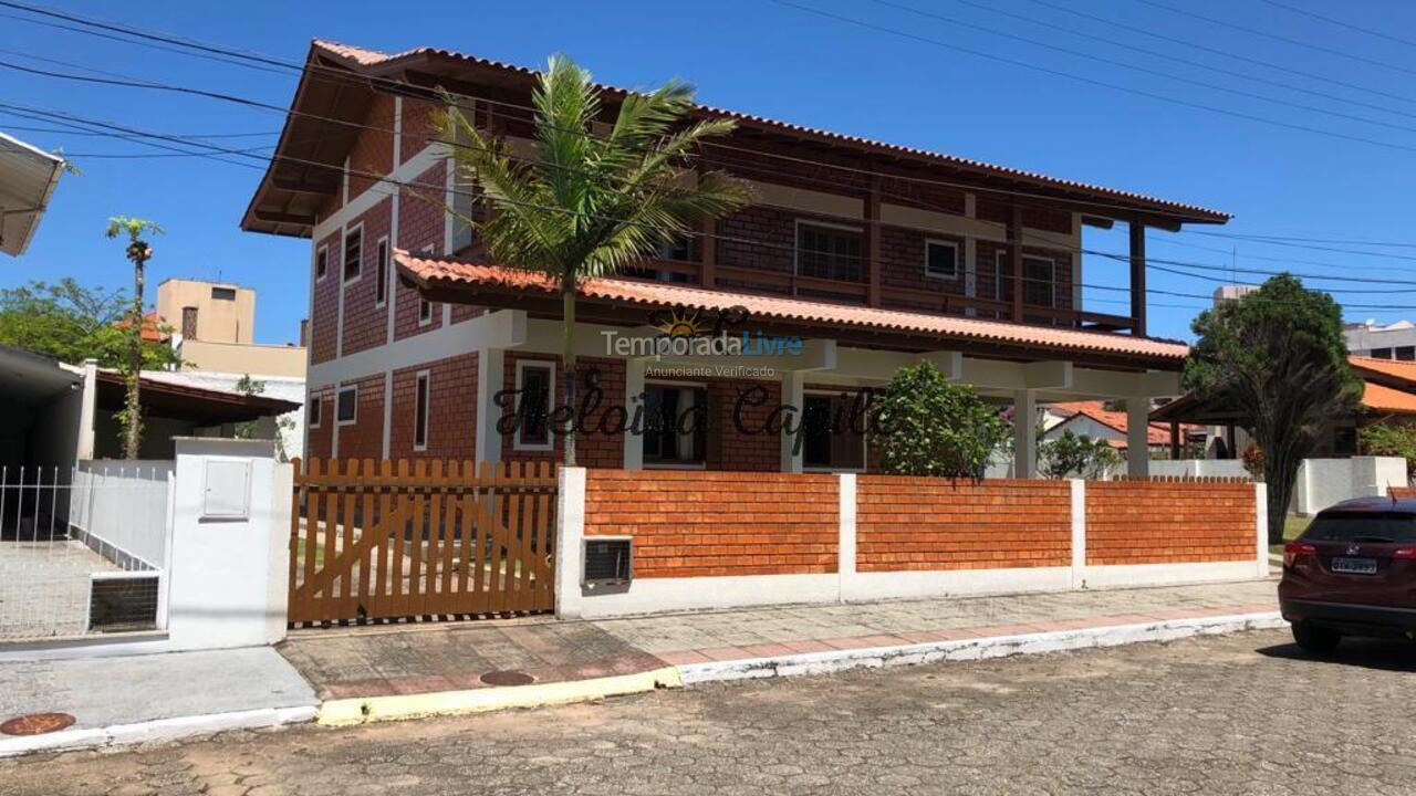 Casa para aluguel de temporada em Florianopolis (Praia dos Ingleses)