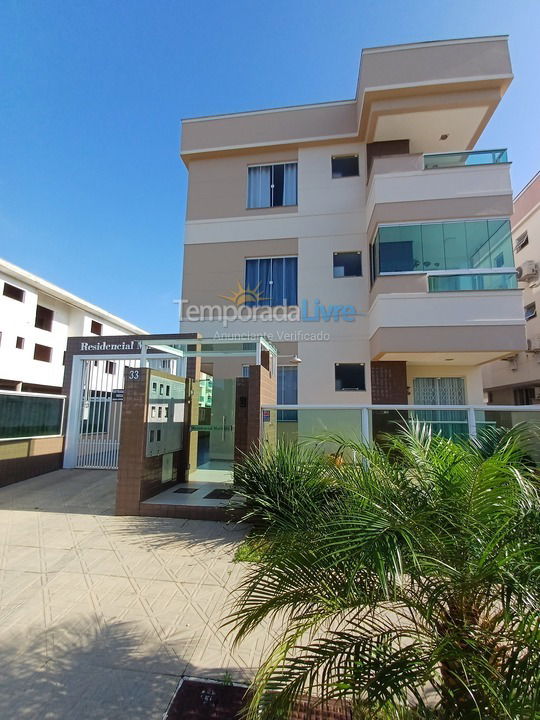 Apartamento para alquiler de vacaciones em Governador Celso Ramos (Praia de Palmas)