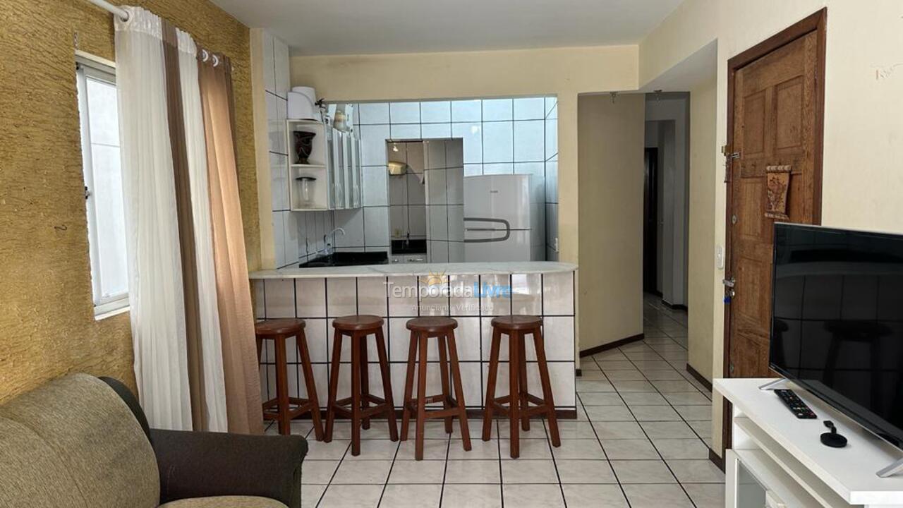 Apartamento para aluguel de temporada em Itapema (Meia Praia)