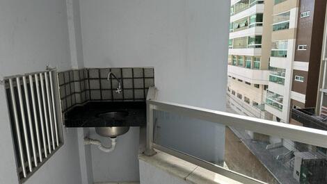 Apartamento na praia de Itapema Sc bairro meia praia.