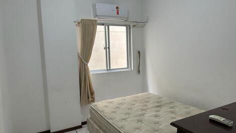 Apartamento na praia de Itapema Sc bairro meia praia.