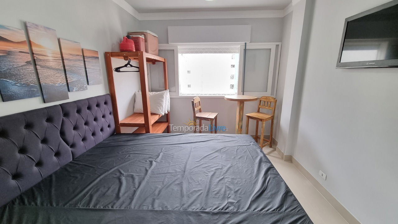 Apartamento para aluguel de temporada em Guarujá (Pitangueiras)