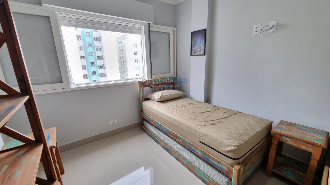 Apartamento para aluguel de temporada em Guarujá (Pitangueiras)