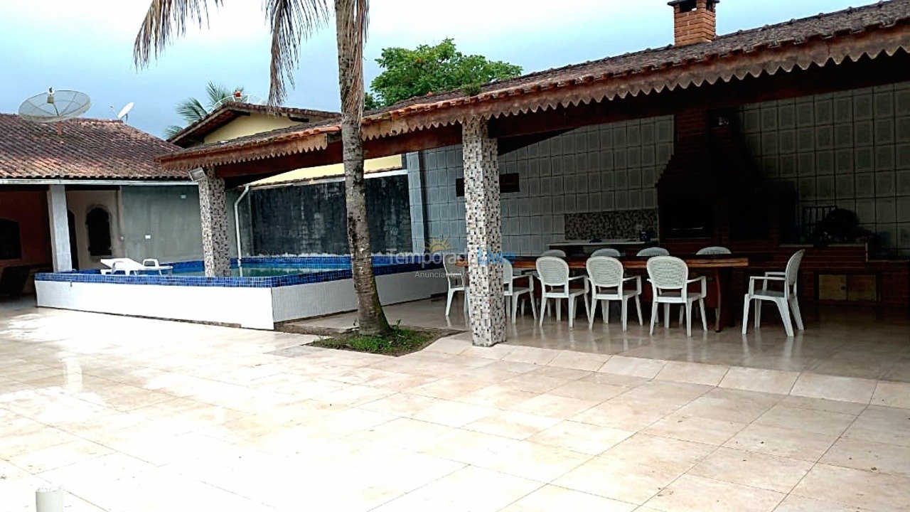 Casa para alquiler de vacaciones em Bertioga (Indaiá)