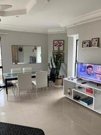 Apartamento com ar condicionado temporada Praia Enseada - Guarujá