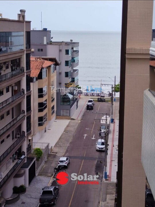 Apartamento para aluguel de temporada em Itapema (Meia Praia Frente Mar)