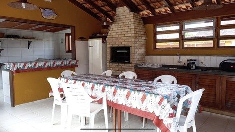 Hermosa casa hasta 35 personas a 150mts de Praia Grande de Ubatuba