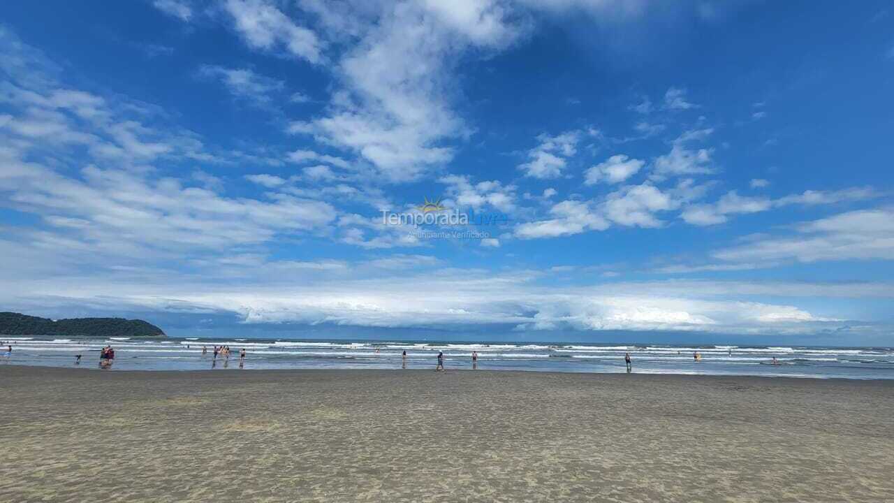 Apartamento para aluguel de temporada em Praia Grande (Guilhermina)