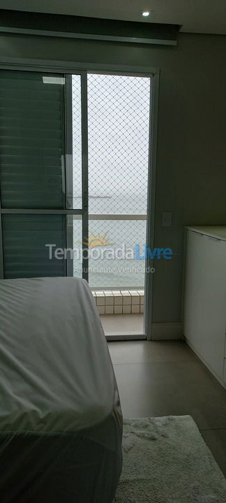 Apartment for vacation rental in Guarujá (Astúrias)