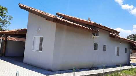 Casa para alugar em Bertioga - Boraceia