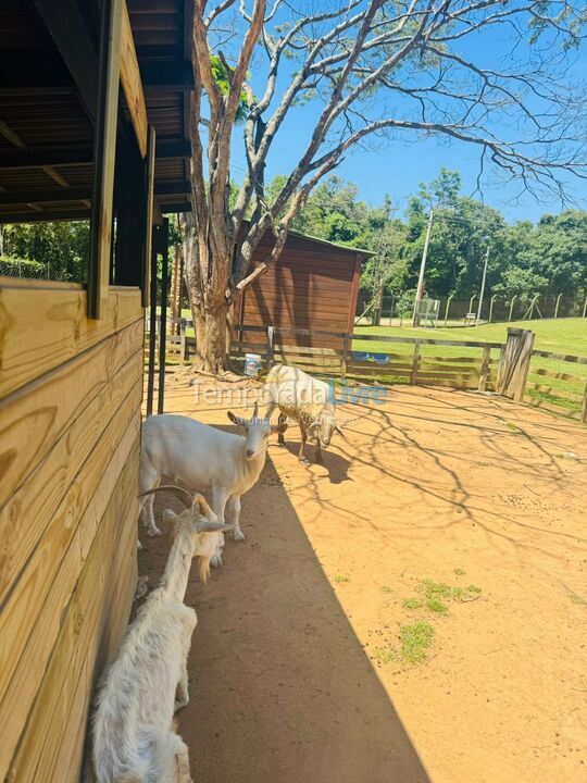 Granja para alquiler de vacaciones em Mairinque (Dona Catarina)