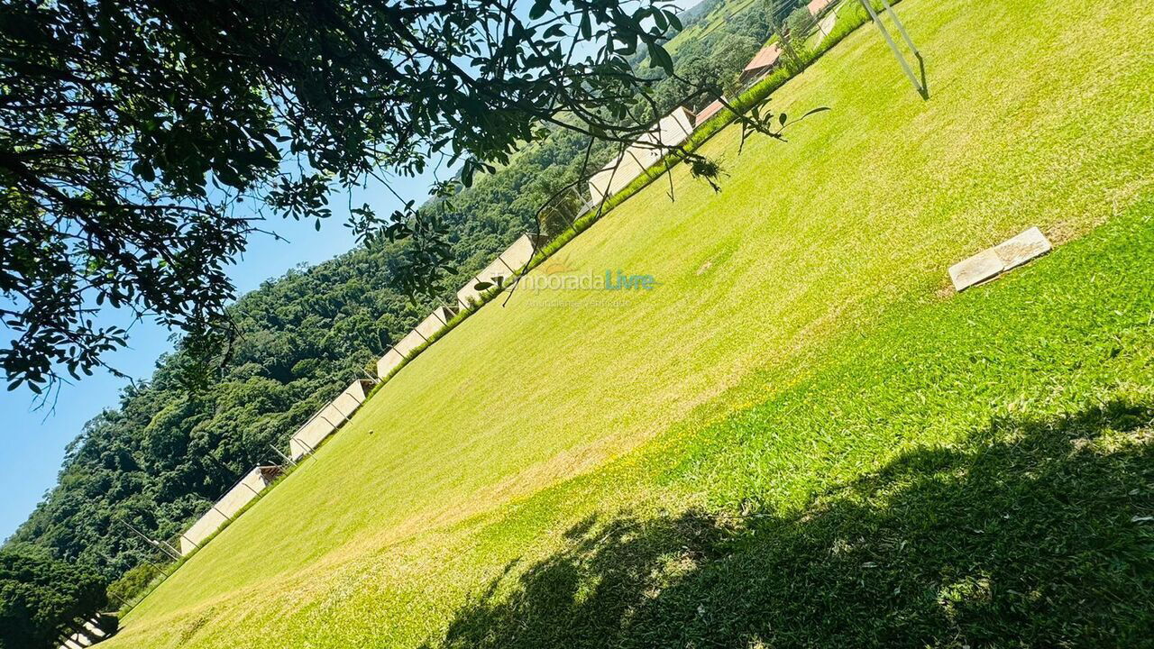 Granja para alquiler de vacaciones em Mairinque (Dona Catarina)