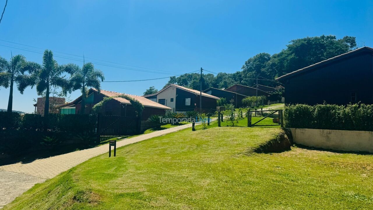 Granja para alquiler de vacaciones em Mairinque (Dona Catarina)