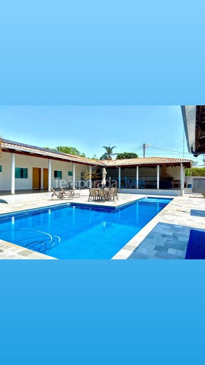 Casa para alquiler de vacaciones em Buriti Alegre (Lago das Brisas)