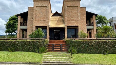 Casa para alugar em Garopaba - Ferraz