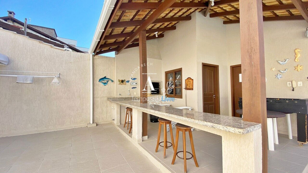 House for vacation rental in Bombinhas (Canto Grande)