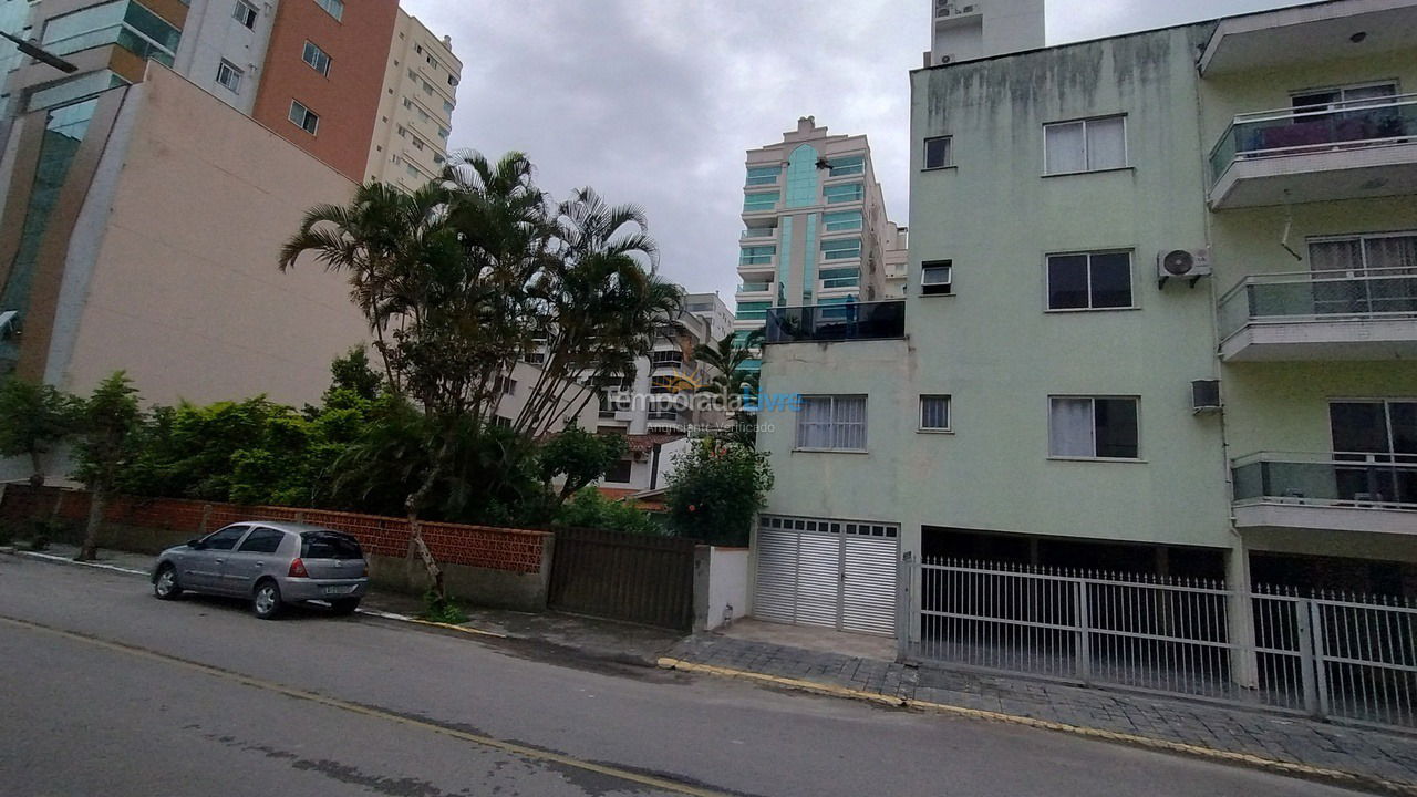 Apartamento para alquiler de vacaciones em Itapema (Meia Praia)