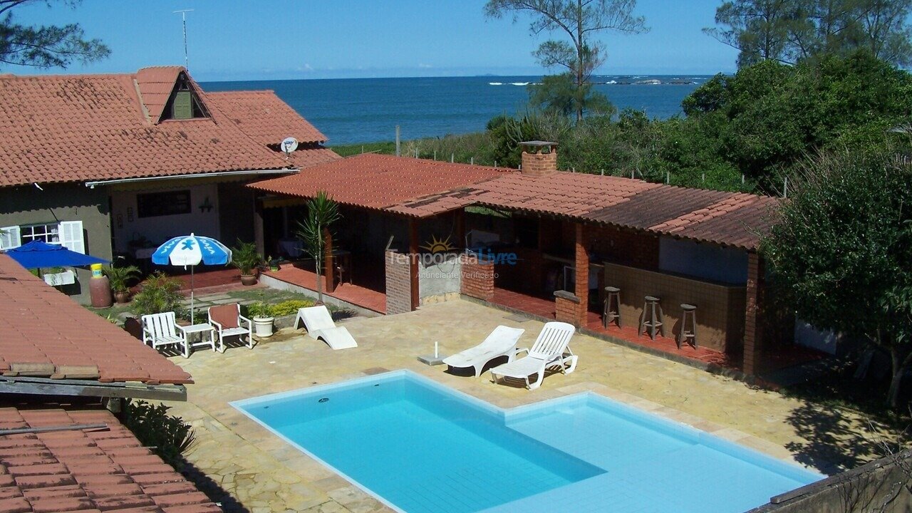 Casa para aluguel de temporada em Rio das Ostras (Mar do Norte)