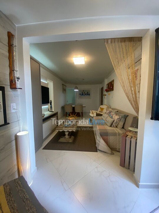 Apartamento para aluguel de temporada em Itapema (Meia Praia)