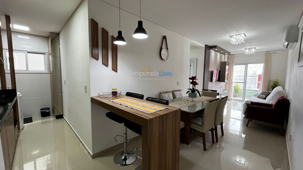 Apartamento para aluguel de temporada em Florianopolis (Praia dos Ingleses)