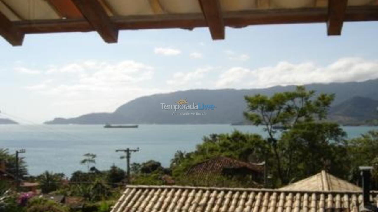 Casa para alquiler de vacaciones em Ilhabela (Praia do Julião)