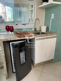 APARTAMENTO 3 DORMITÓRIOS NO CENTRO DE BALNEÁRIO CAMBORIU