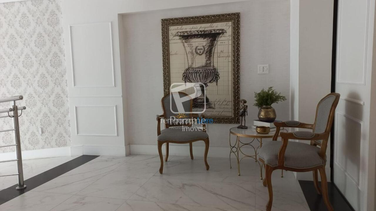 Apartamento para aluguel de temporada em Balneário Camboriú (Centro)