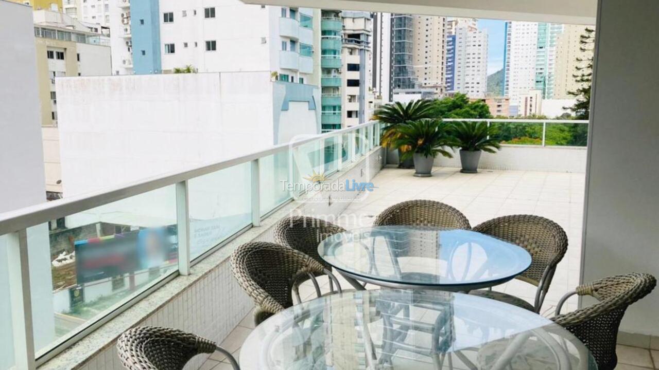 Apartamento para aluguel de temporada em Balneário Camboriú (Barra Sul)