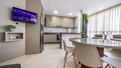 403- Lindo apartamento 2 dormitórios em Bombas
