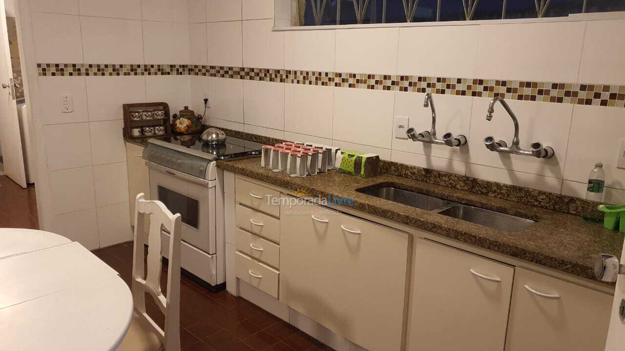 Casa para alquiler de vacaciones em Guarujá (Enseada)