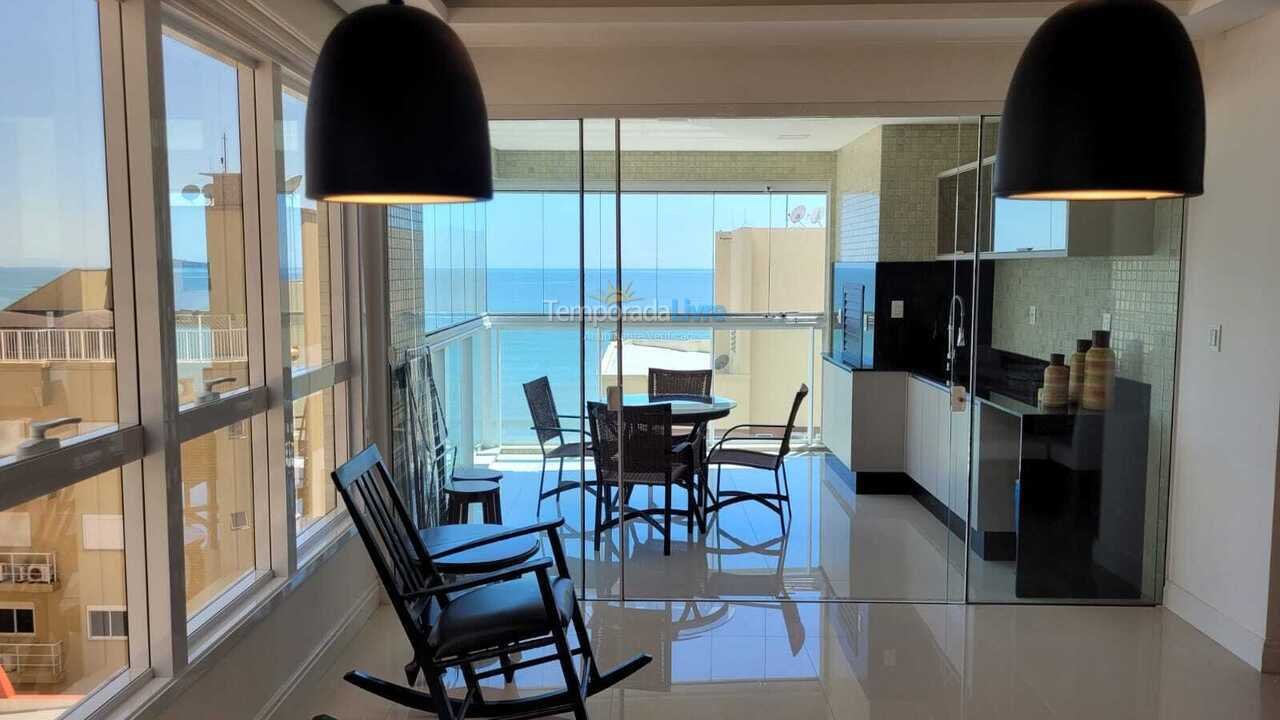 House for vacation rental in Itapema (Meia Praia Frente Mar)