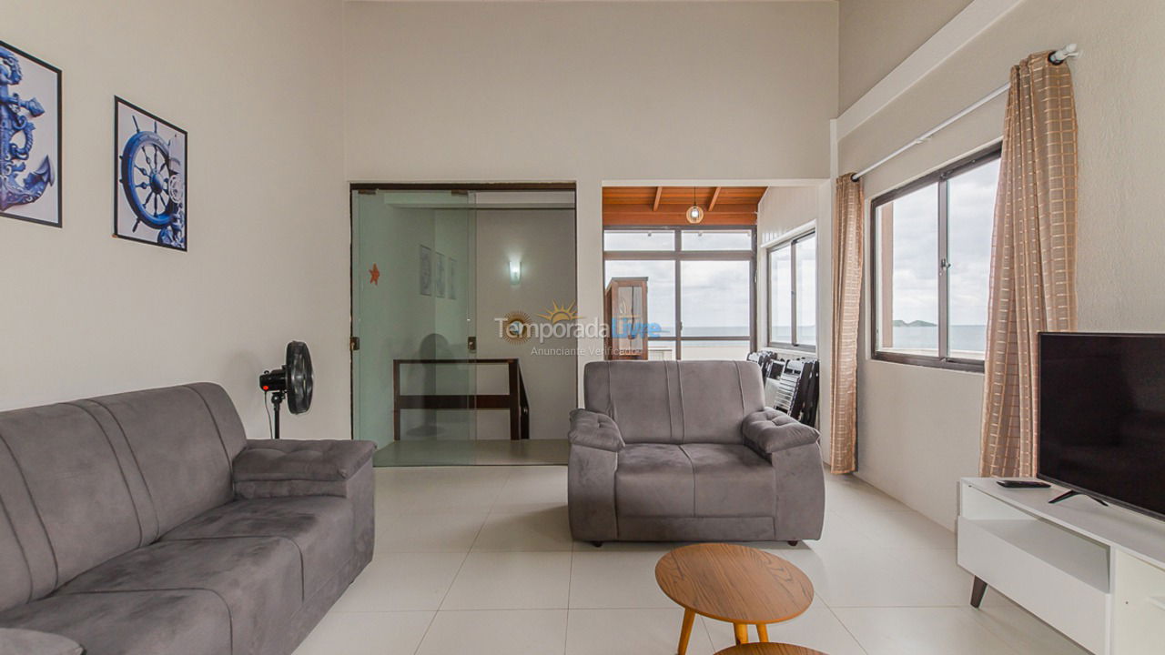 Apartamento para aluguel de temporada em Florianopolis (Praia dos Ingleses)