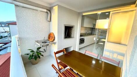 Apartamento Centrinho Ingleses 250metros praia