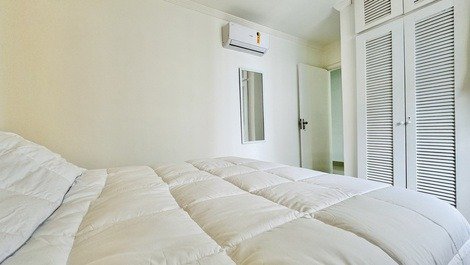 Hermoso Apartamento en Pitangueiras a 30 Mts de la Playa 8 Personas Aire Acondicionado