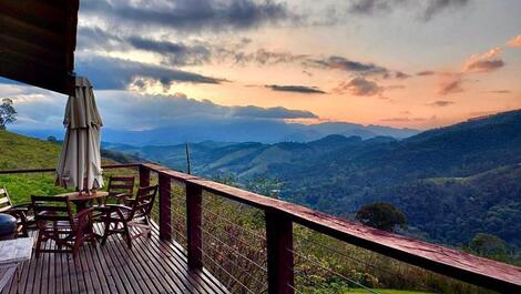 Casa de Piedra con magnifica vista