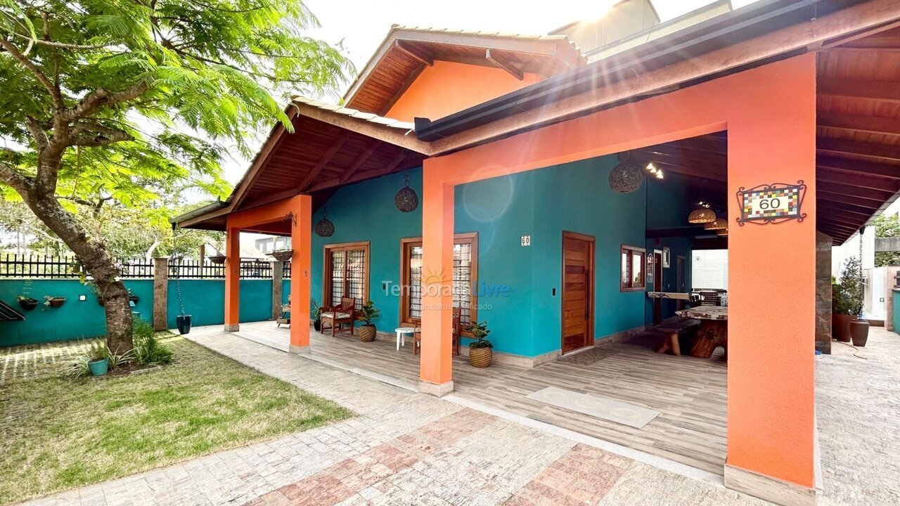Casa para aluguel de temporada em Bombinhas (Mariscal)
