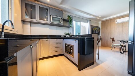 169 - Duplex Penthouse with 03 bedrooms, ideal for 03 couples and spacious...