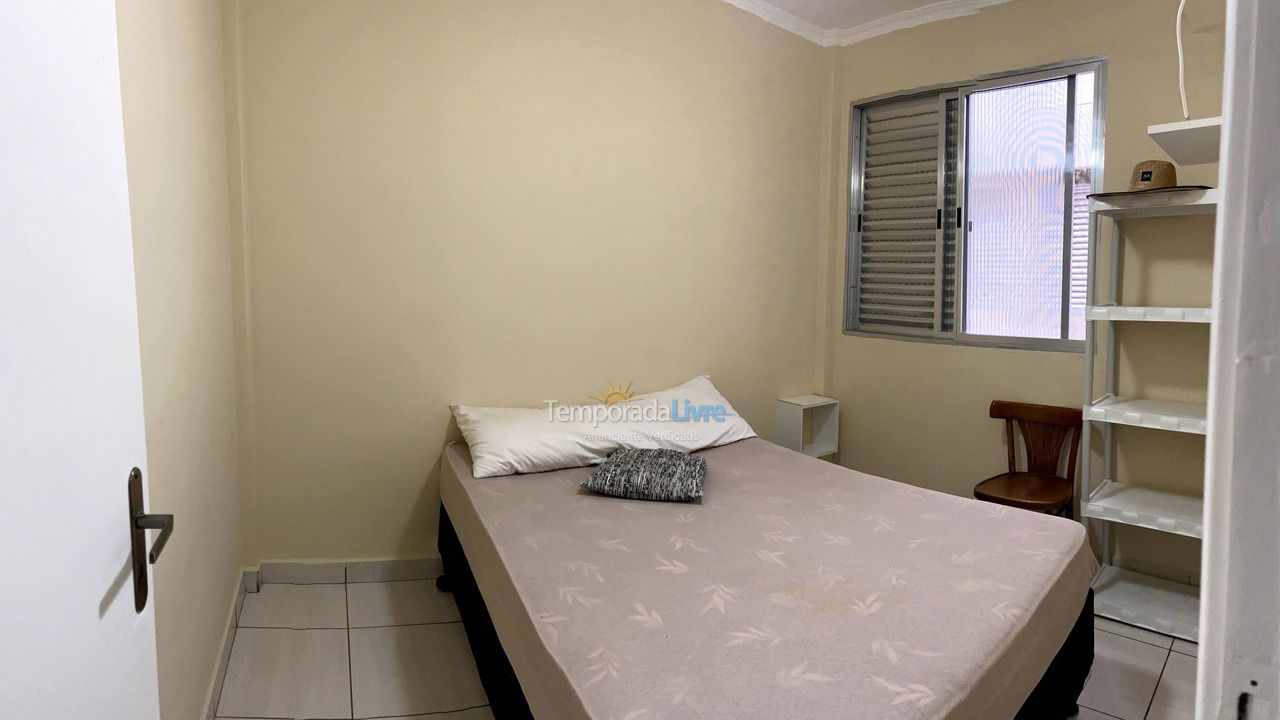 Apartamento para aluguel de temporada em Praia Grande (Vila Tupi)