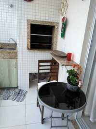 2 bedroom apartment. in beautiful condominium