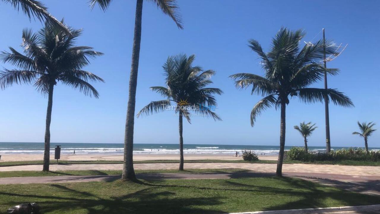 Casa para aluguel de temporada em Praia Grande (Jardim Imperador)