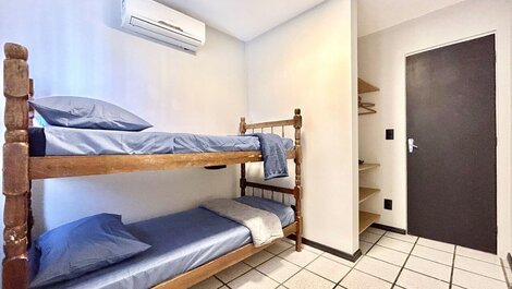006- Apartamento com 2 dormitórios na praia de Bombas