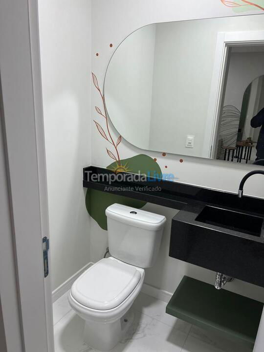 Apartamento para aluguel de temporada em Porto Belo (Perequê)