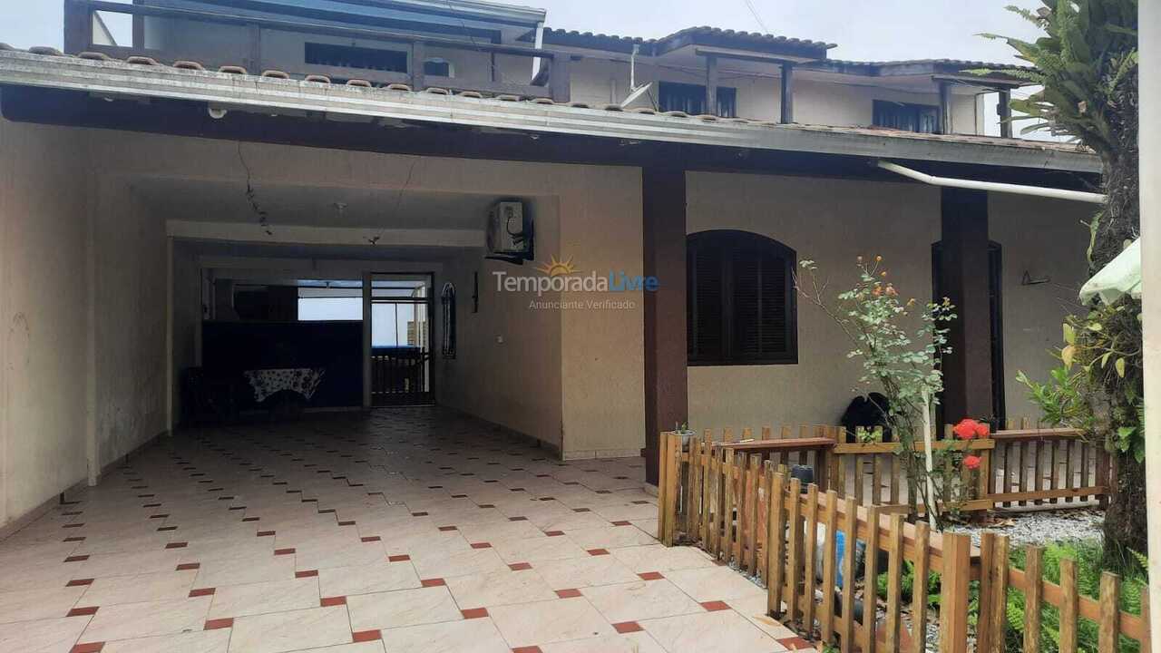 House for vacation rental in Matinhos (Balneário Flamingo)