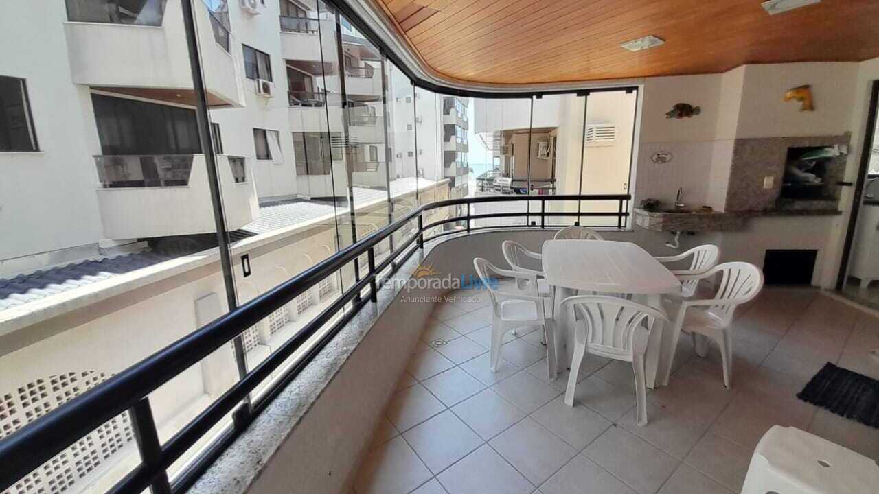 Apartamento para aluguel de temporada em Itapema (Meia Praia)