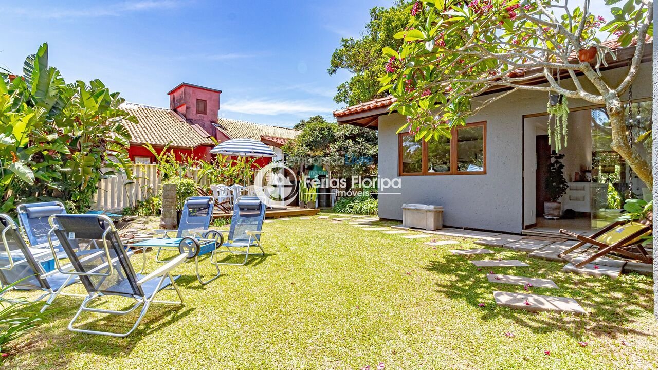 House for vacation rental in Florianópolis (Rio Tavares)