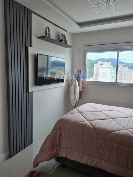 Apartment for vacation rental in Itapema (Meia Praia)