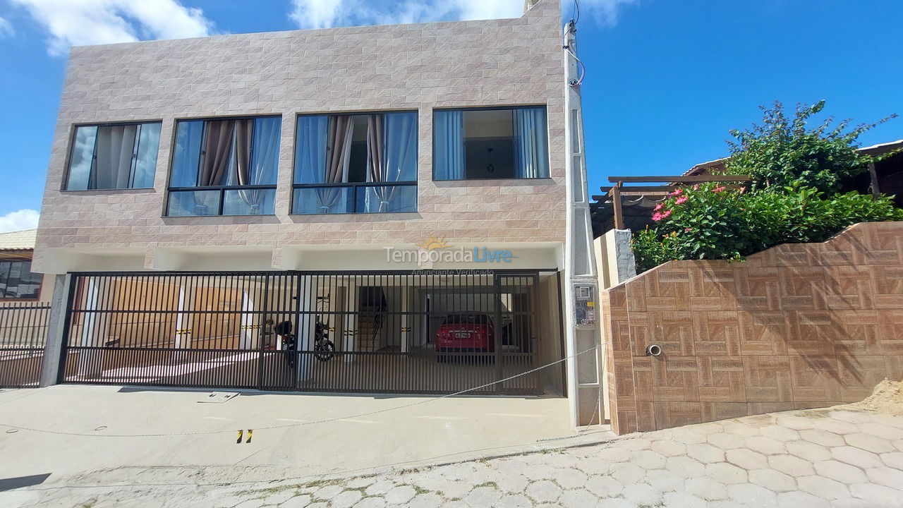 Casa para aluguel de temporada em Florianopolis (Praia dos Ingleses)